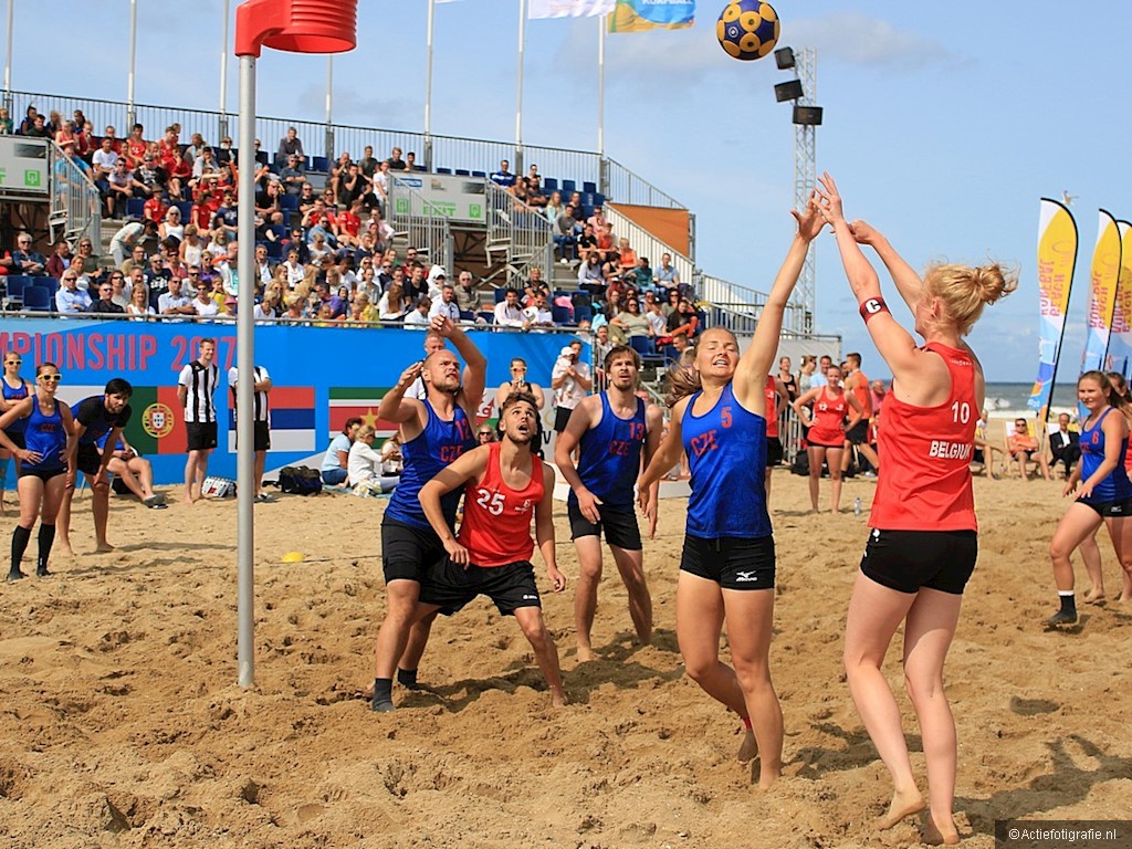 Beach korfbal.jpg